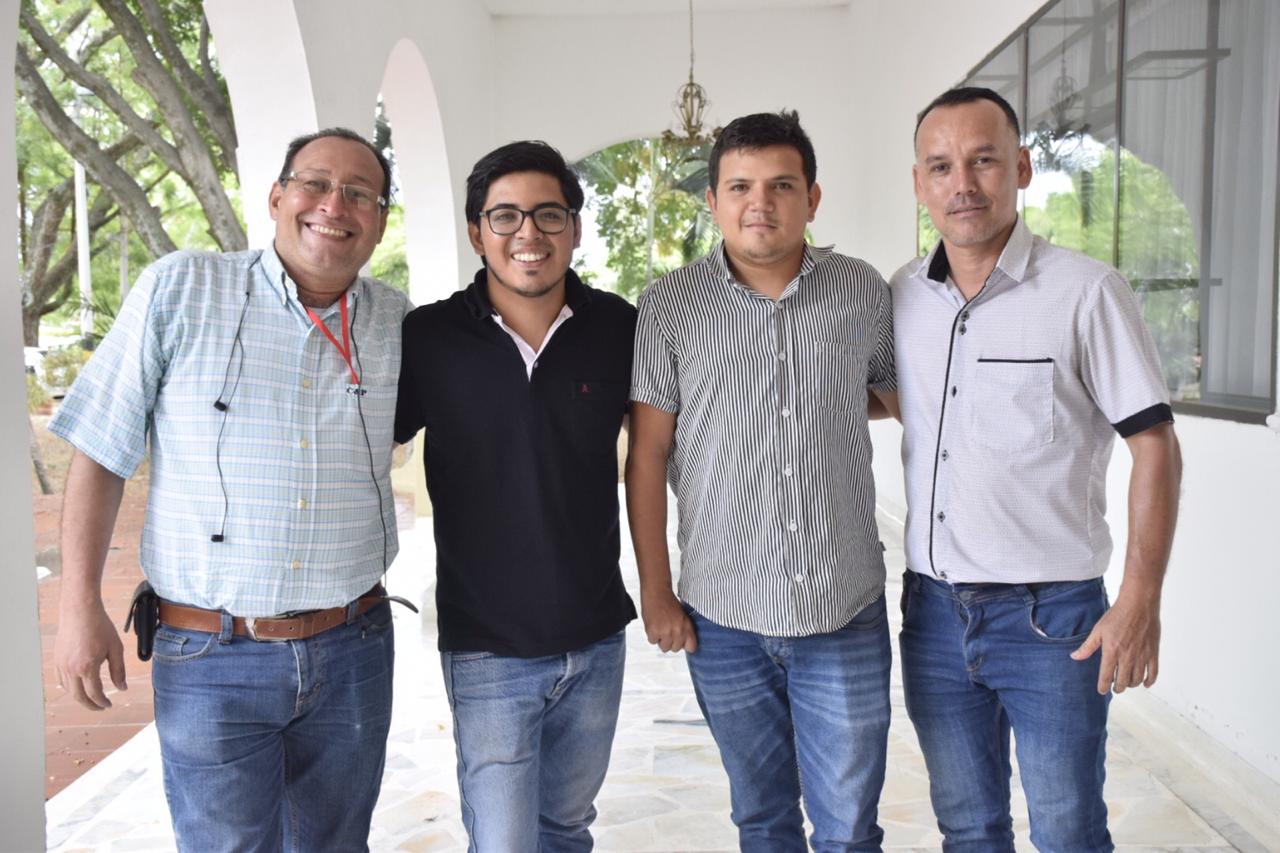 Los fotógrafos, Jorge liceo Méndez, Carlos Salamandra y Gabriel Cuellar.